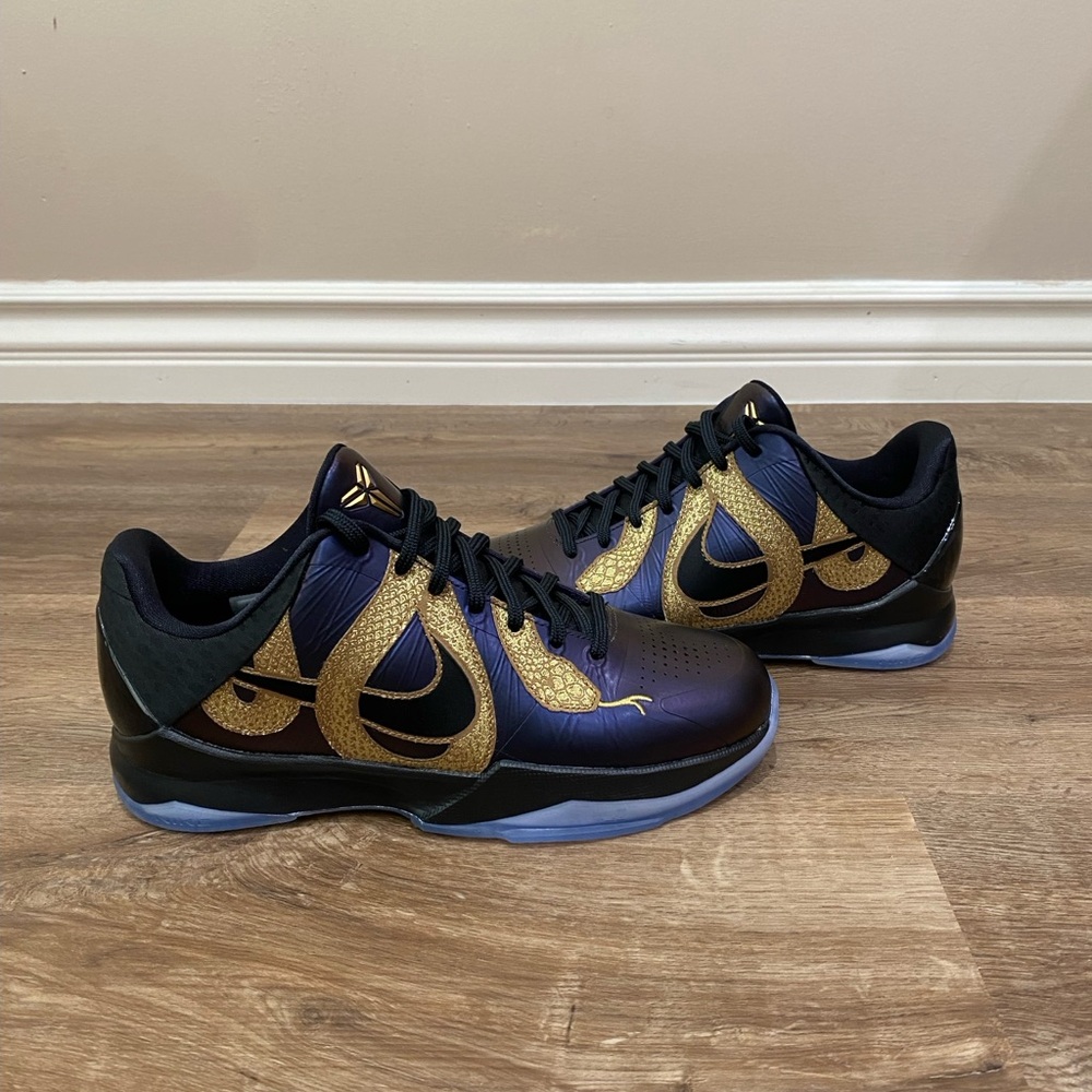 Nike Kobe 5 Year of the Mamba‎ Eggplant Grade School Youth Size 7Y NEW